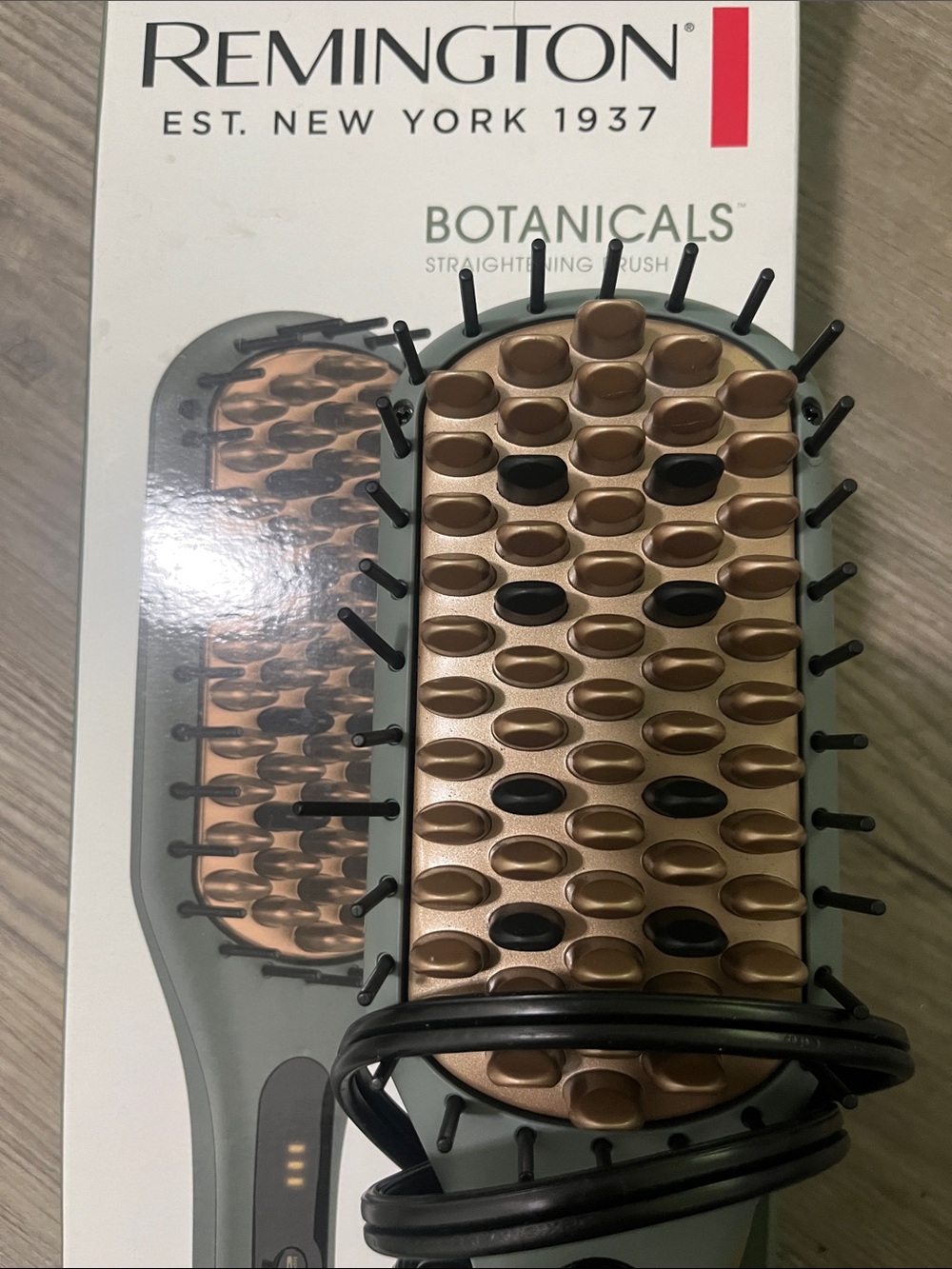 Remington Botanicals Straightening Brush - Sage Green and Rose Gold